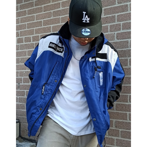 ❄️Avalanche Vintage blue Ski Jacket❄️ - Picture 4 of 4